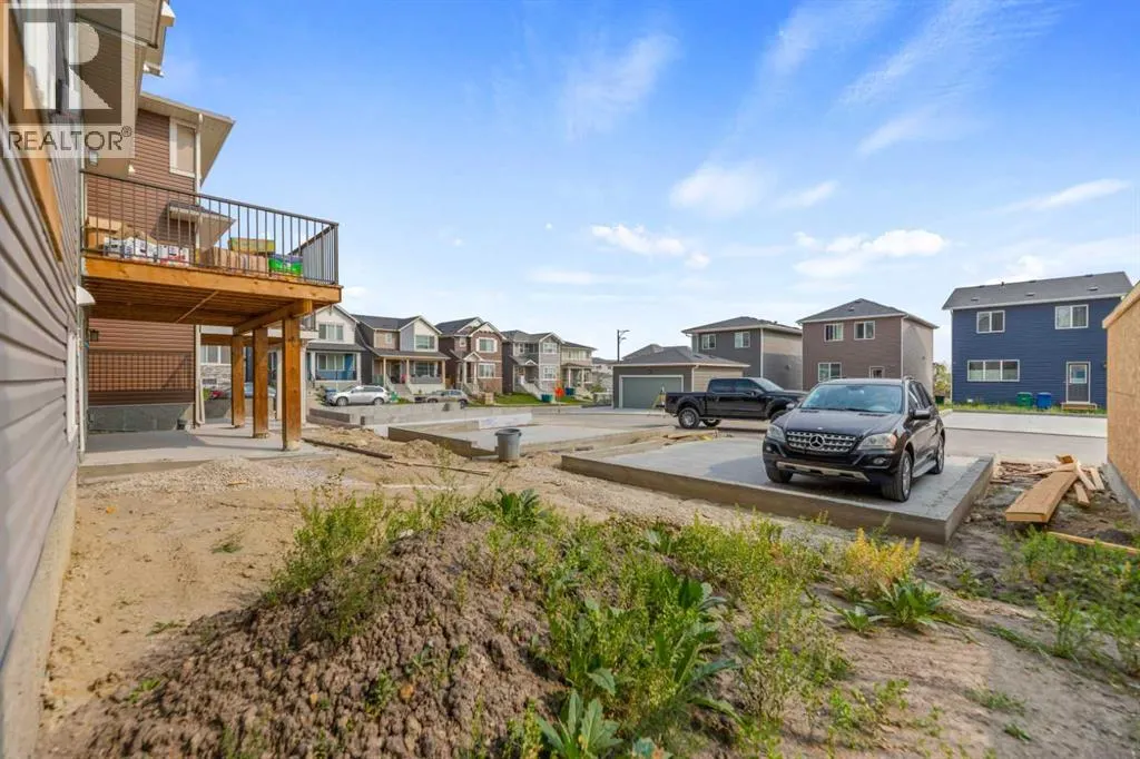 746 Bayview Hill SW