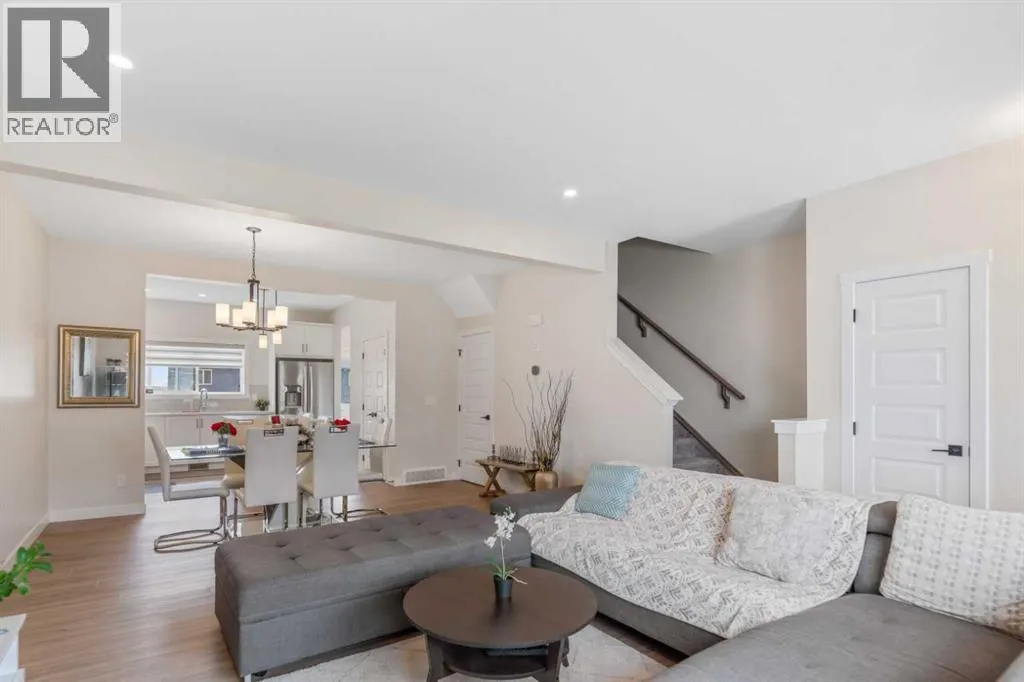 746 Bayview Hill SW