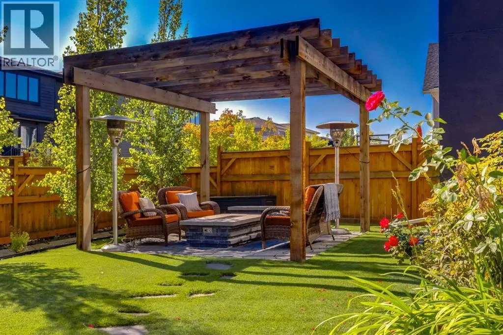 131 Aspen Summit Boulevard SW