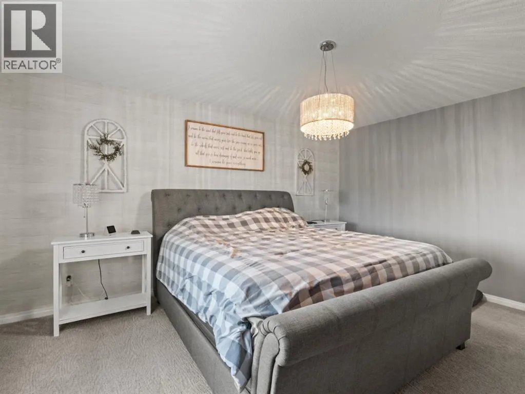 72 Cranarch Crescent SE