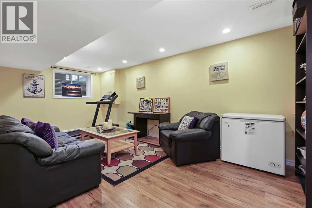 35 Prestwick Place SE
