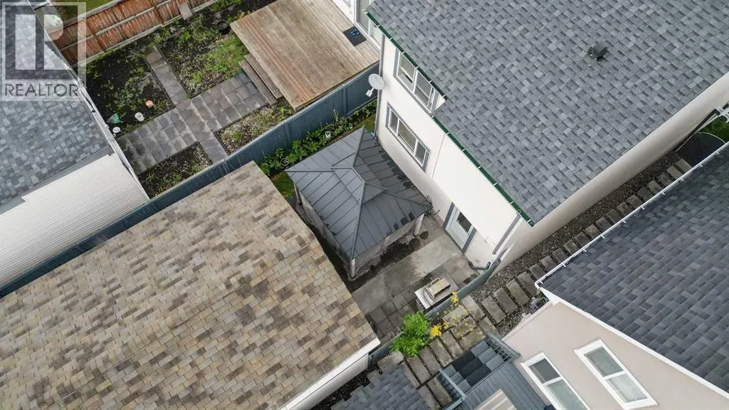 35 Prestwick Place SE