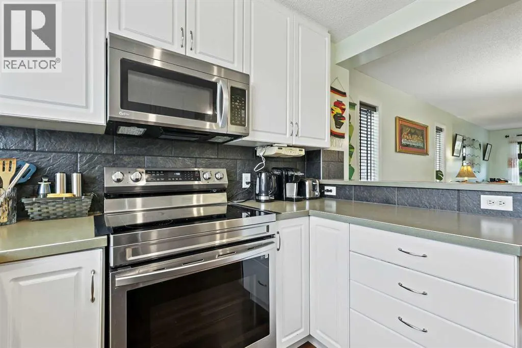 35 Prestwick Place SE