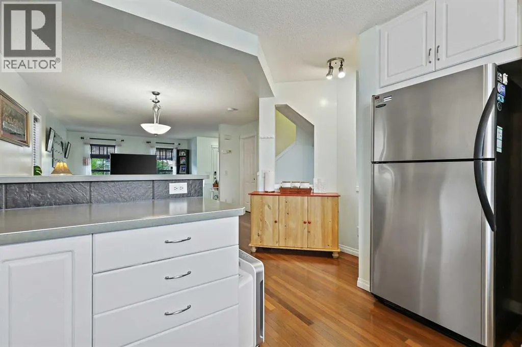 35 Prestwick Place SE