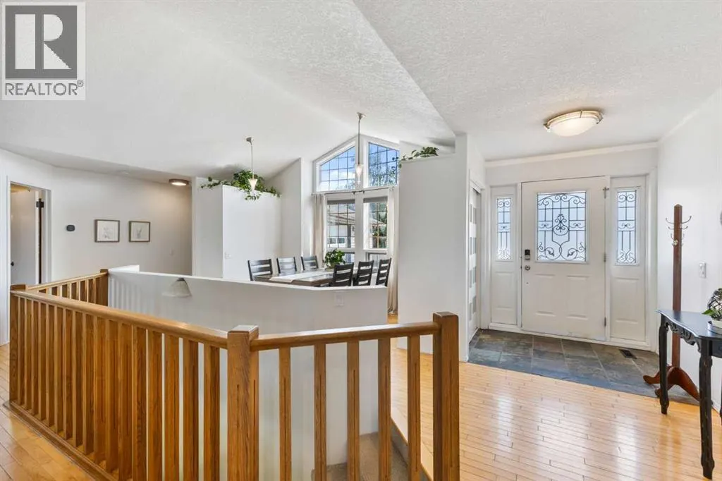 2 Riverside Place