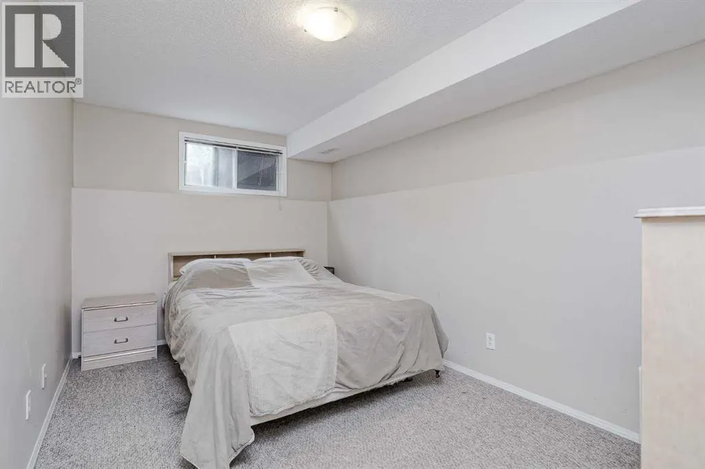 5 Shawinigan Rise SW