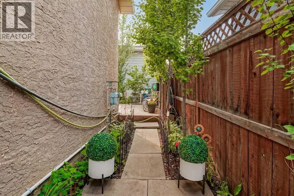5 Shawinigan Rise SW