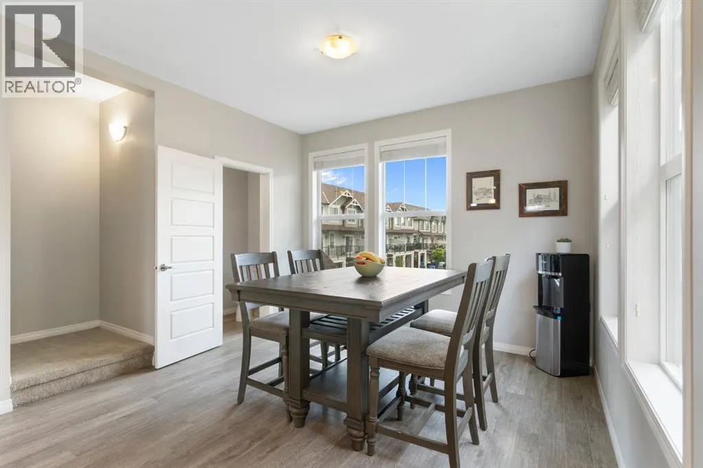 1901, 280 Williamstown Close NW