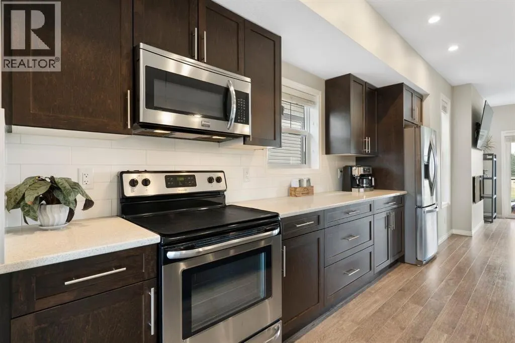 1901, 280 Williamstown Close NW