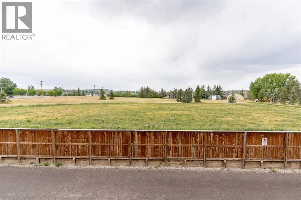 1901, 280 Williamstown Close NW