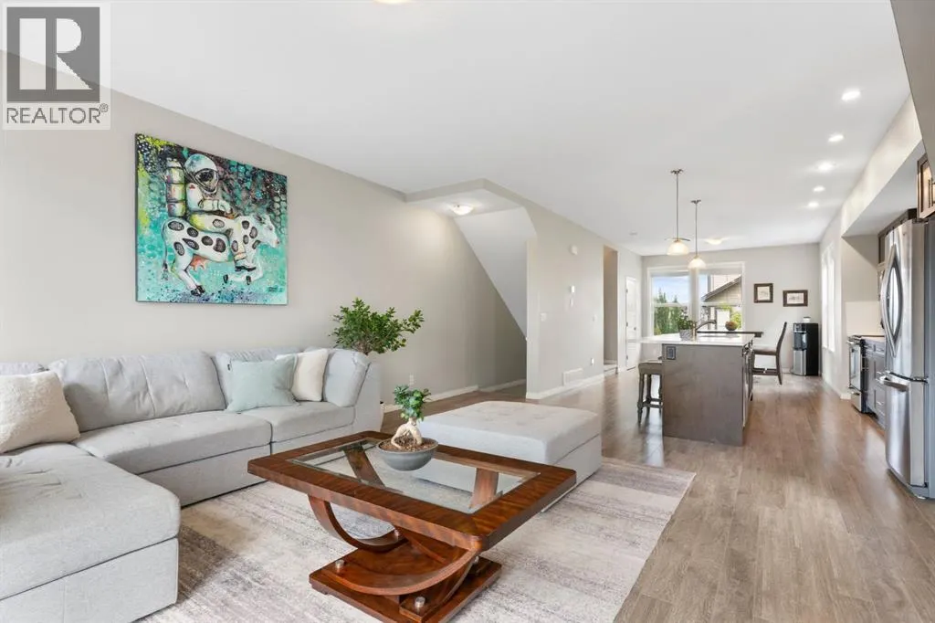 1901, 280 Williamstown Close NW