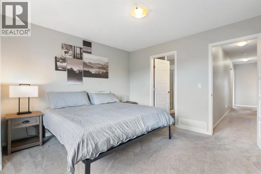 1901, 280 Williamstown Close NW