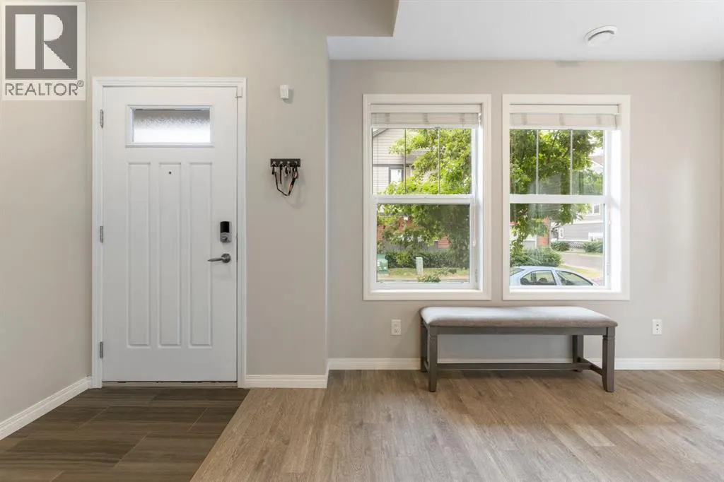 1901, 280 Williamstown Close NW