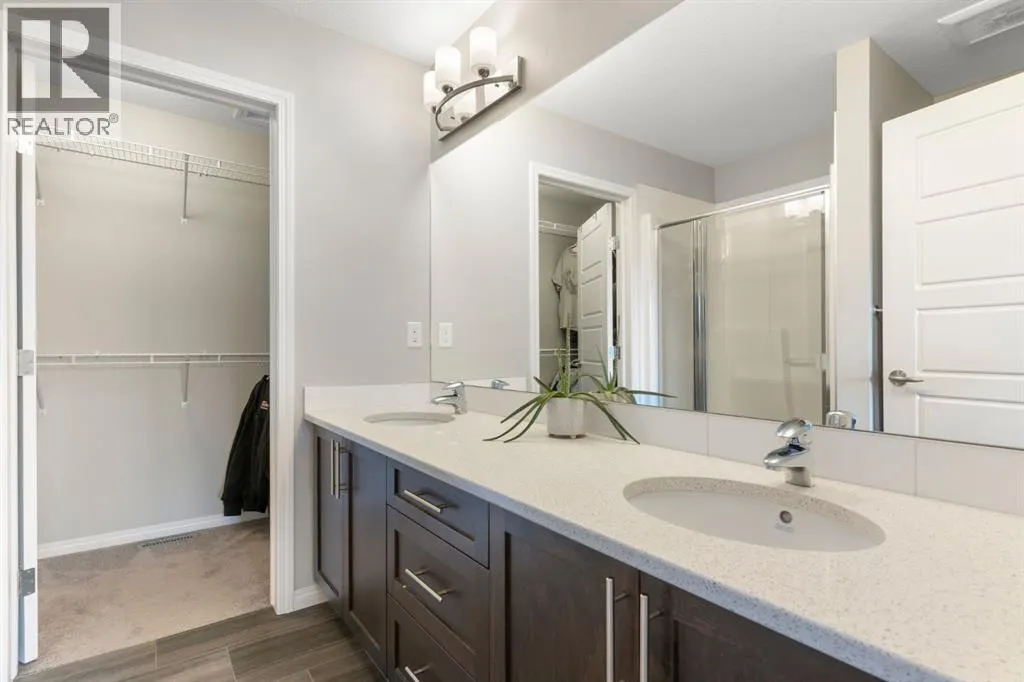 1901, 280 Williamstown Close NW