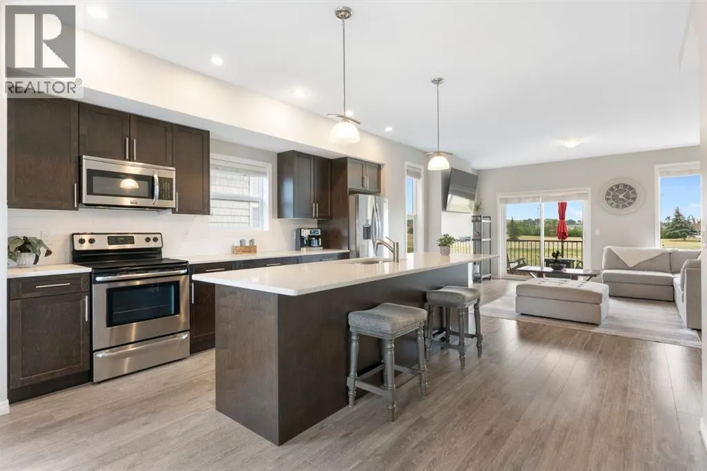 1901, 280 Williamstown Close NW
