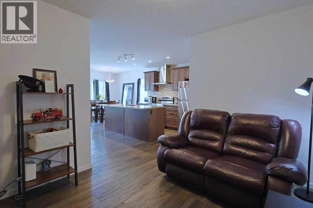 153 Yorkville Avenue SW