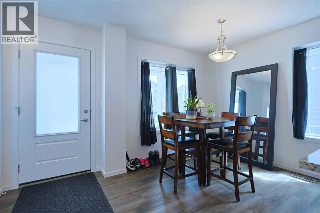 153 Yorkville Avenue SW