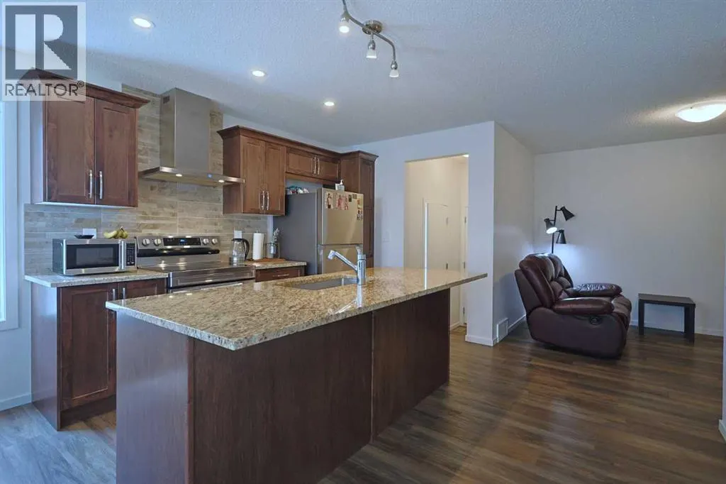 153 Yorkville Avenue SW