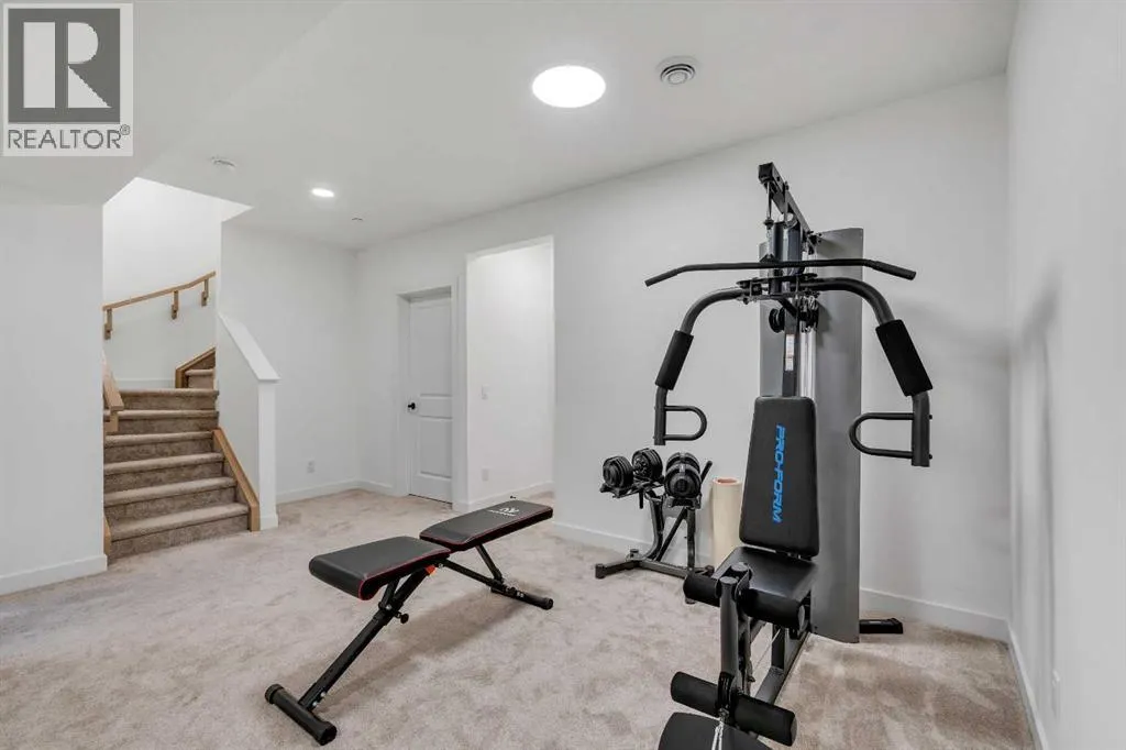 29 Calhoun Crescent NE