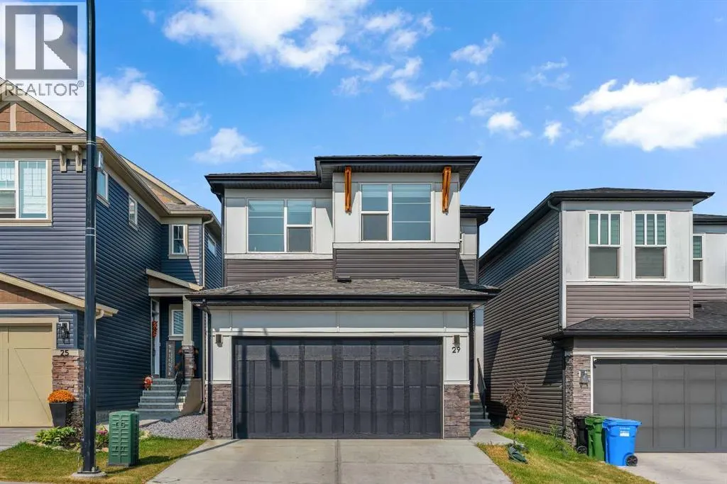 29 Calhoun Crescent NE