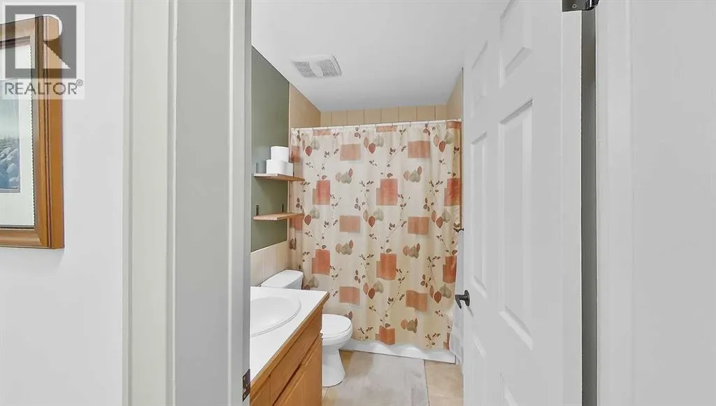 390050 RANGE ROAD 8-4