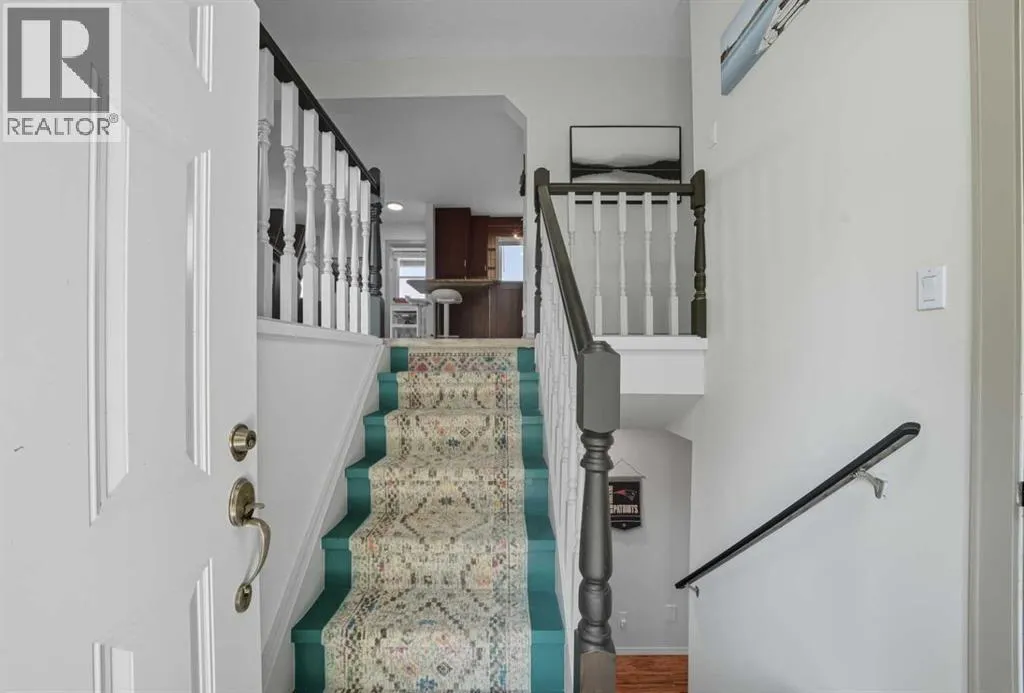 390050 RANGE ROAD 8-4