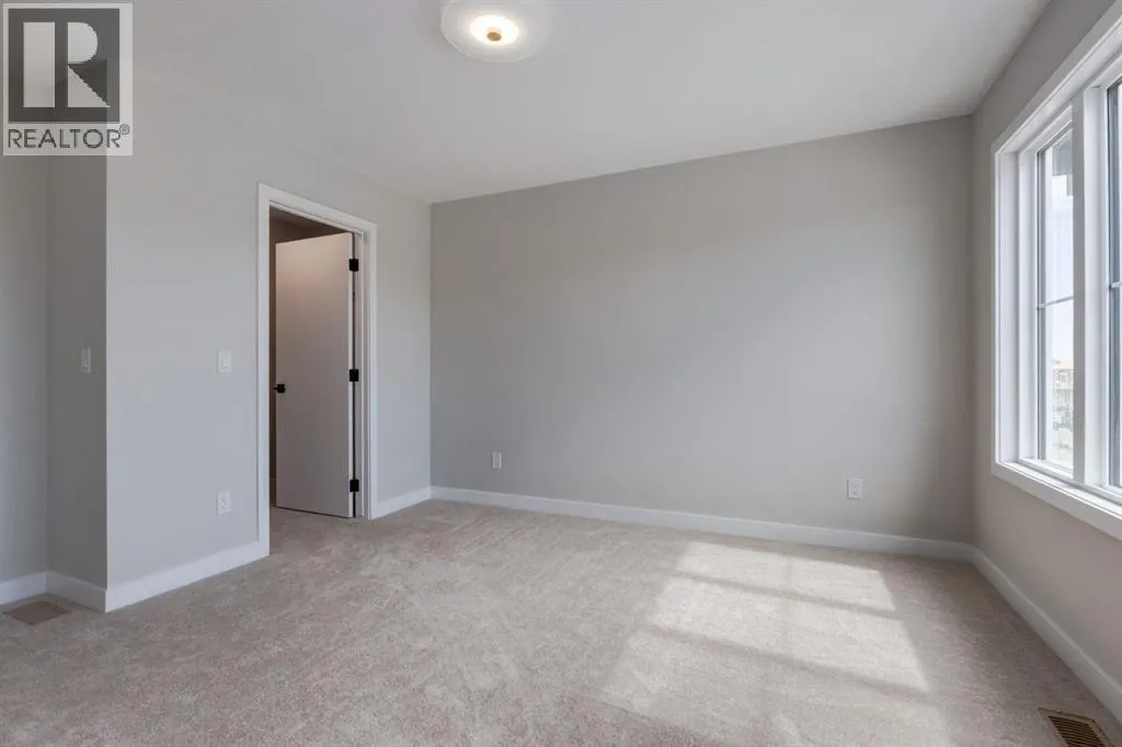 307 Sora Terrace SE