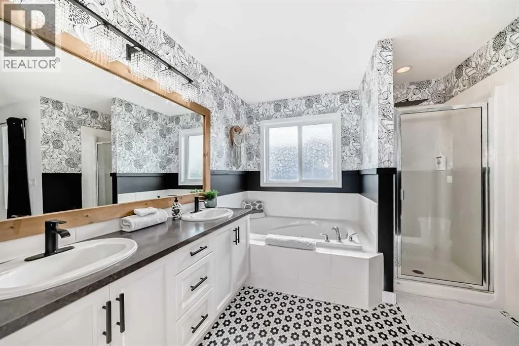 332 Ranch Close