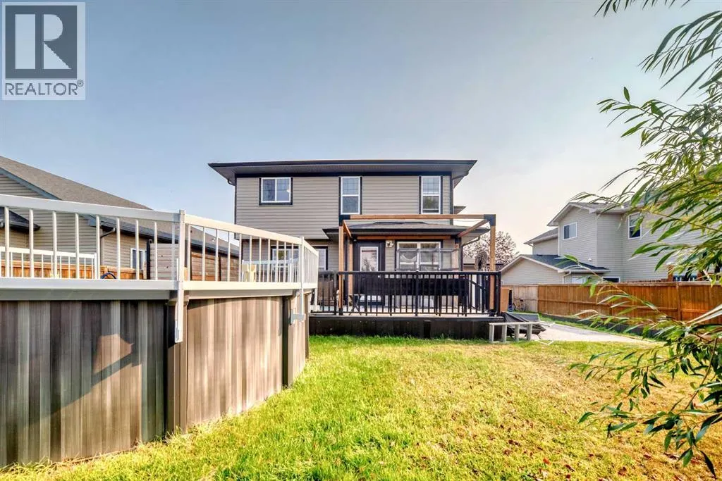 332 Ranch Close