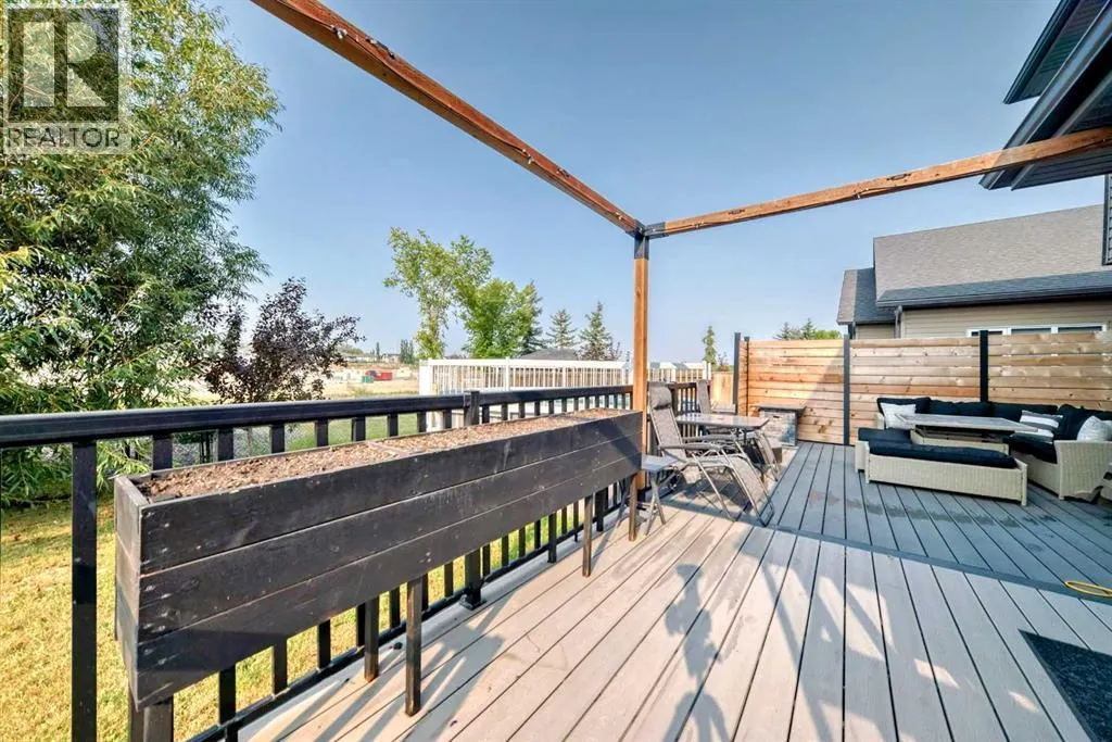 332 Ranch Close