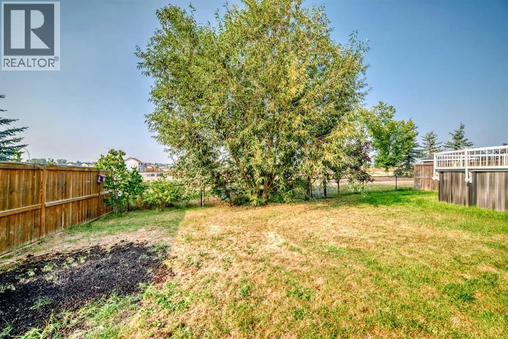 332 Ranch Close
