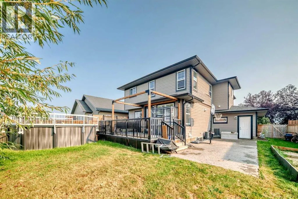 332 Ranch Close