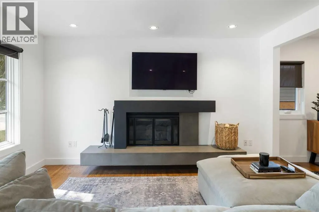 28 Glamorgan Drive SW