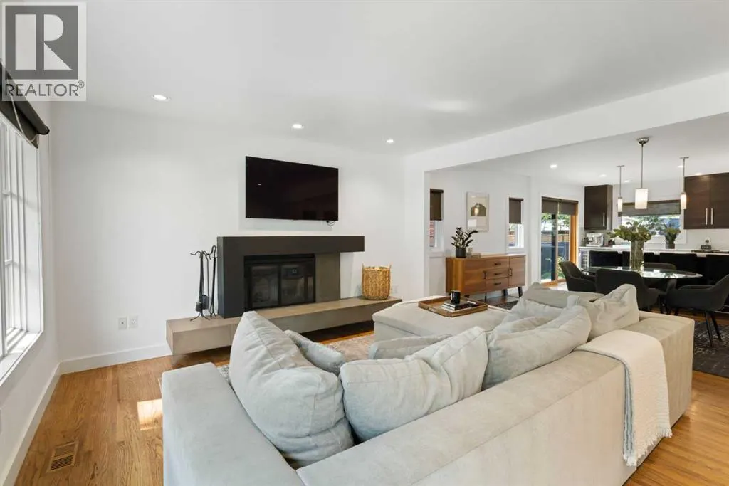 28 Glamorgan Drive SW