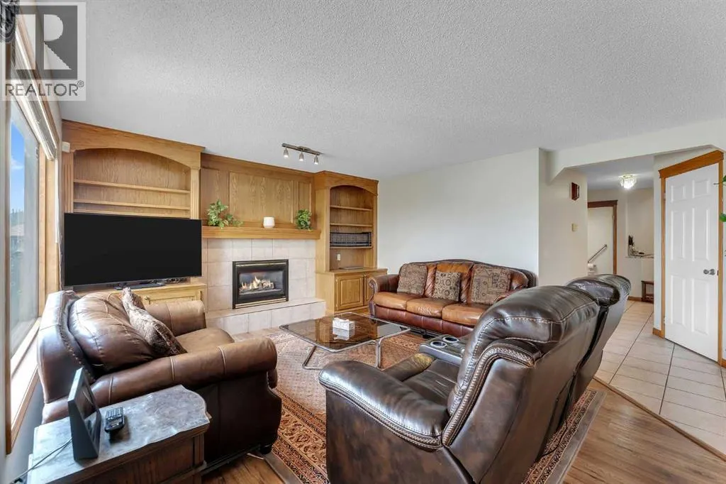 220 Edgeridge Gardens NW