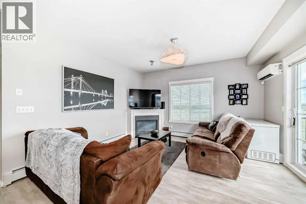 2411, 99 Copperstone Park SE