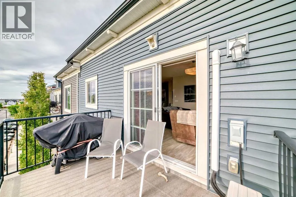 2411, 99 Copperstone Park SE