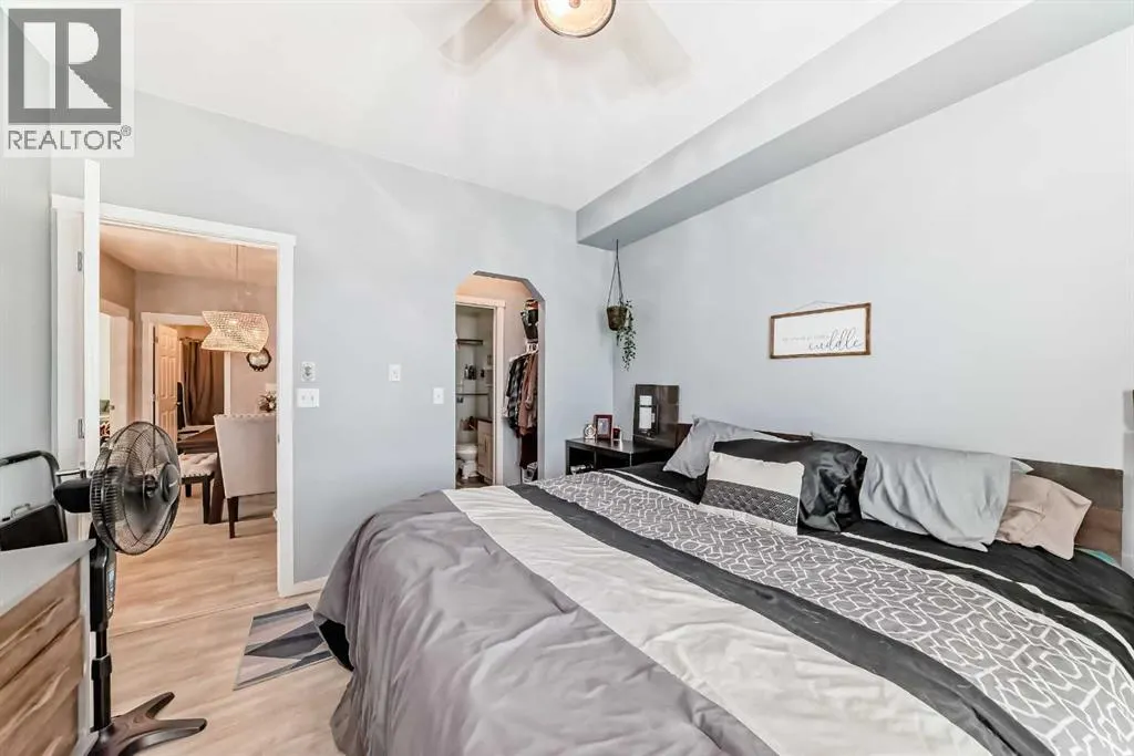 2411, 99 Copperstone Park SE