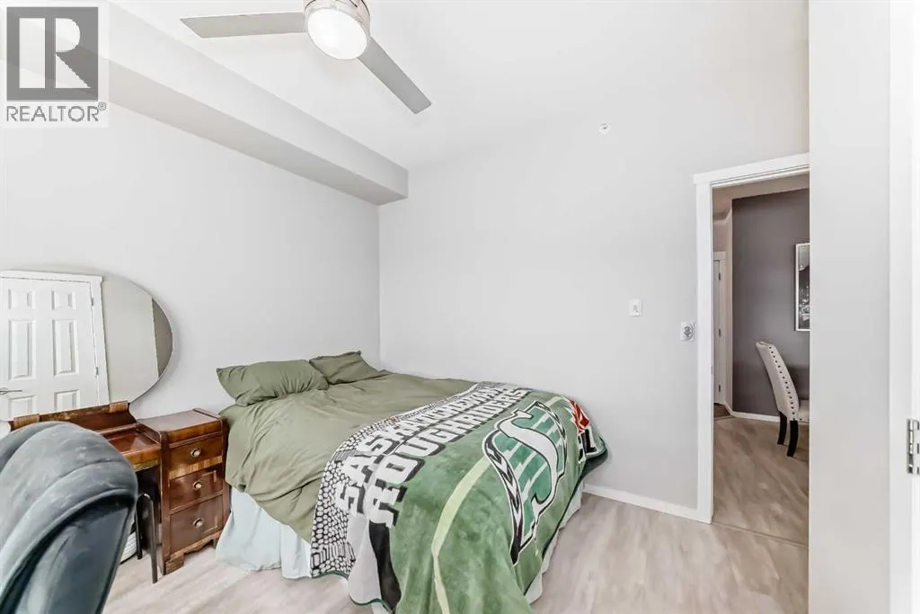 2411, 99 Copperstone Park SE