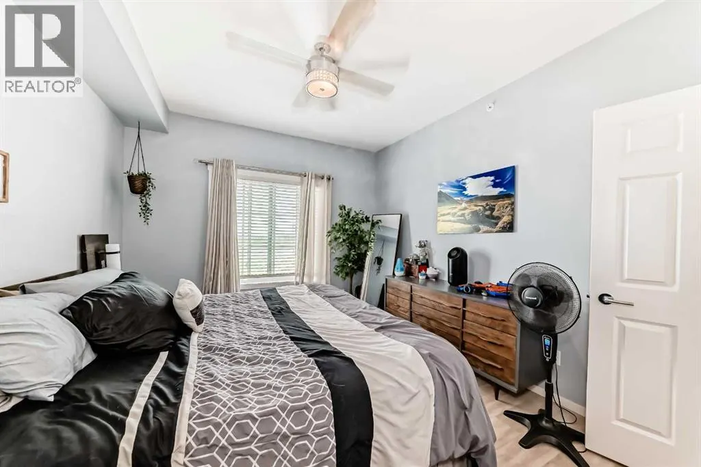 2411, 99 Copperstone Park SE