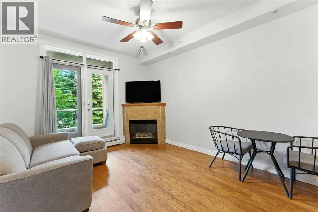 3203, 24 Hemlock Crescent SW