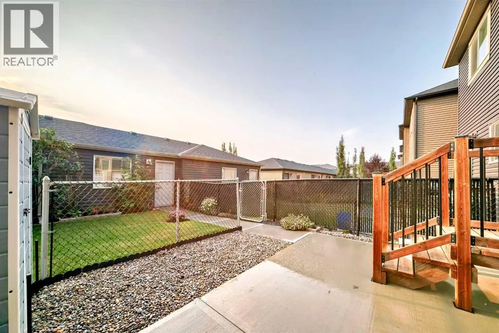610 Hillcrest Road SW