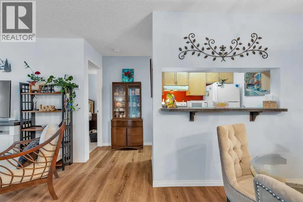 106, 2022 Canyon Meadows Drive SE