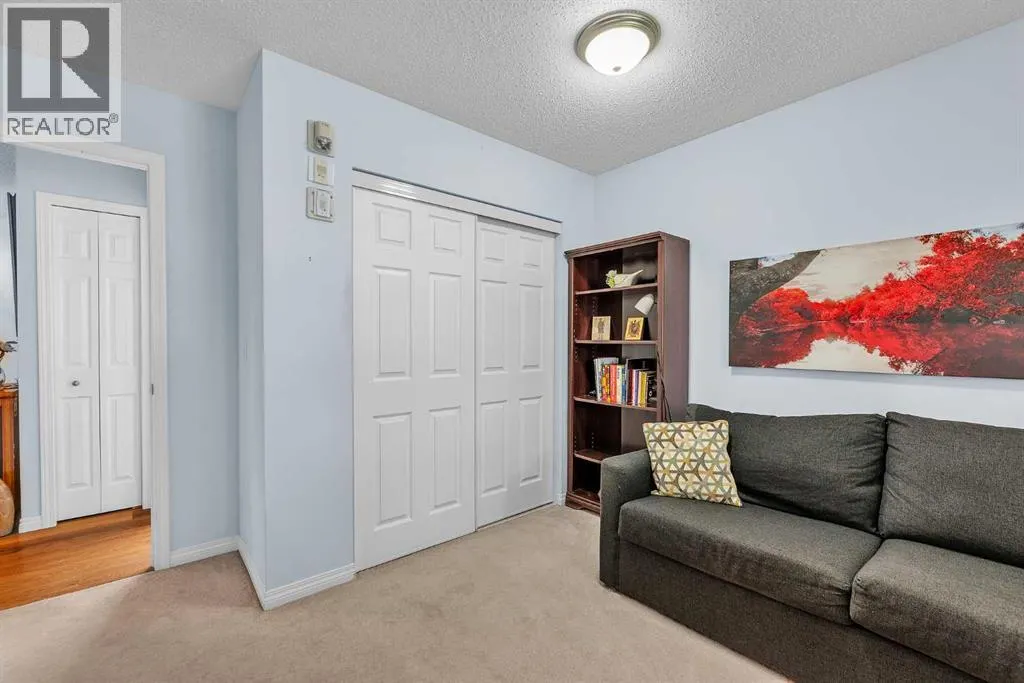 106, 2022 Canyon Meadows Drive SE