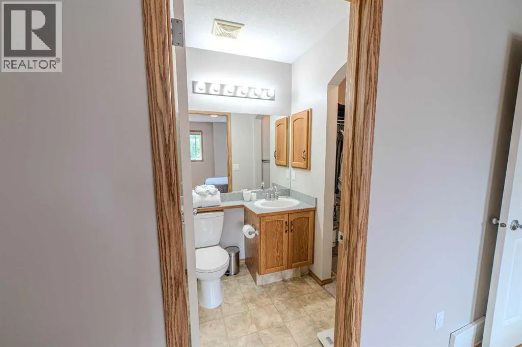 192 Somerglen Common SW