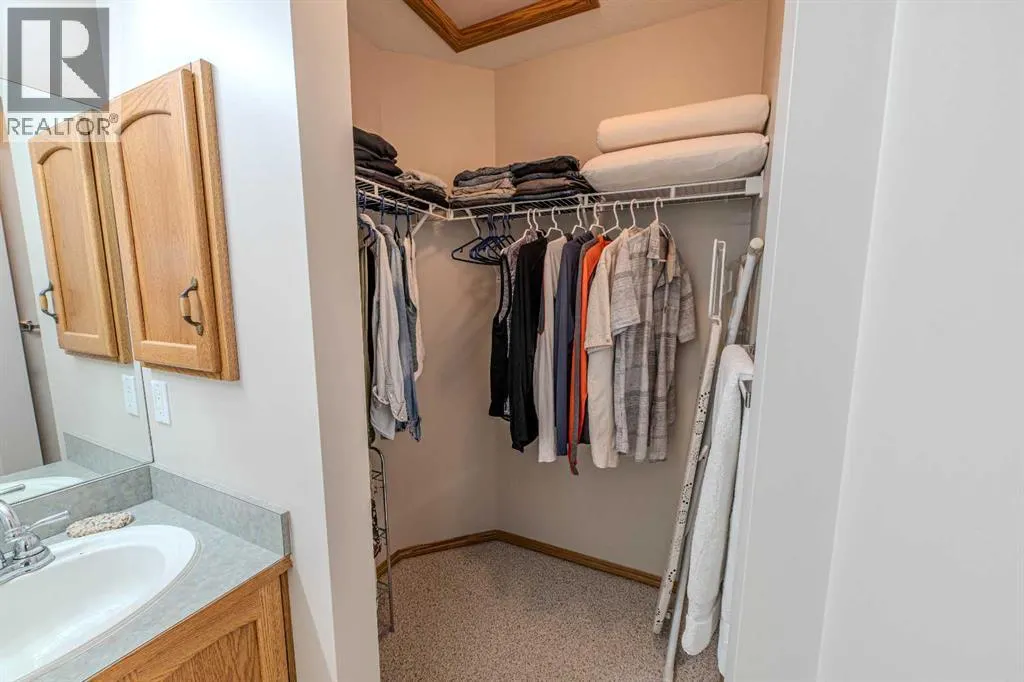 192 Somerglen Common SW