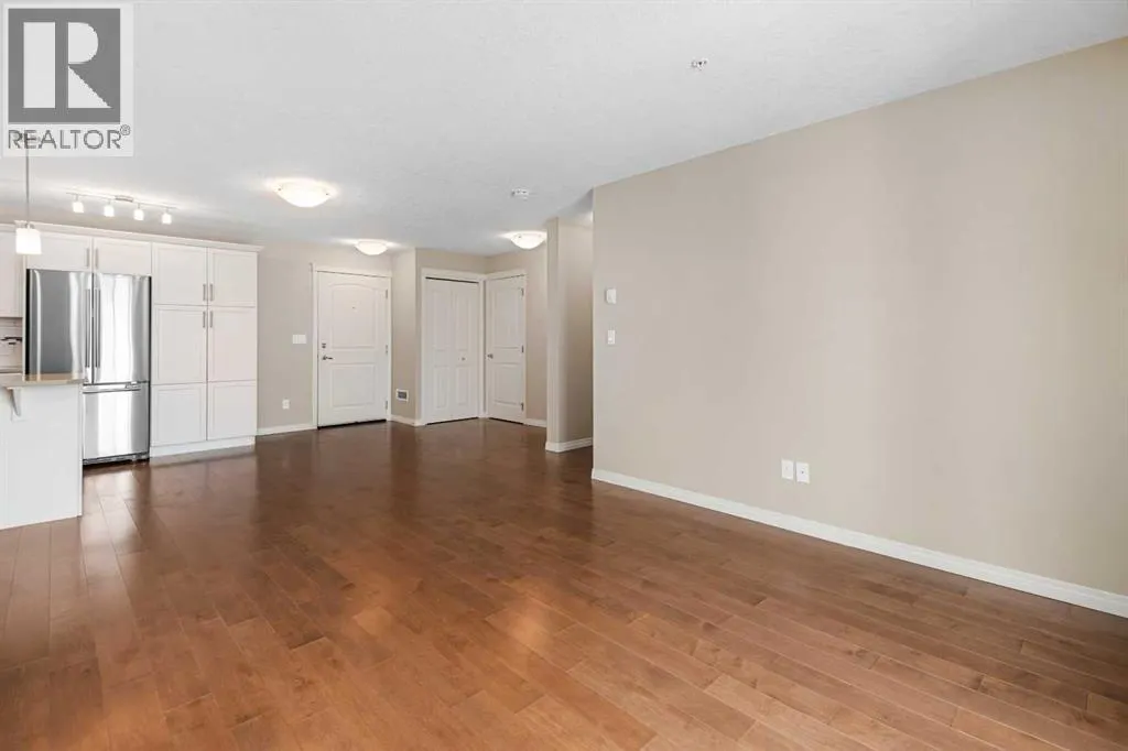 305, 406 Cranberry Park SE