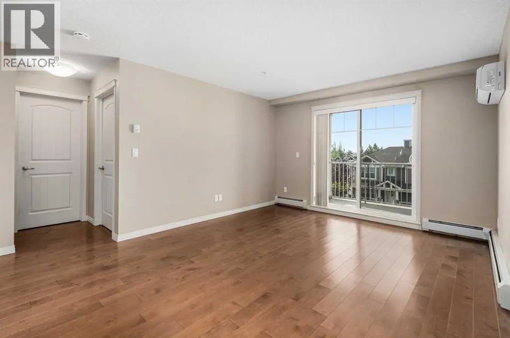 305, 406 Cranberry Park SE