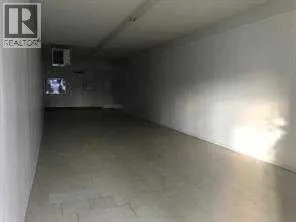 8 commercial court