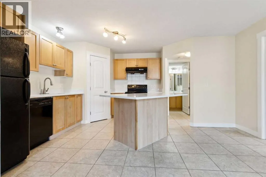 101, 40 Panatella Landing NW